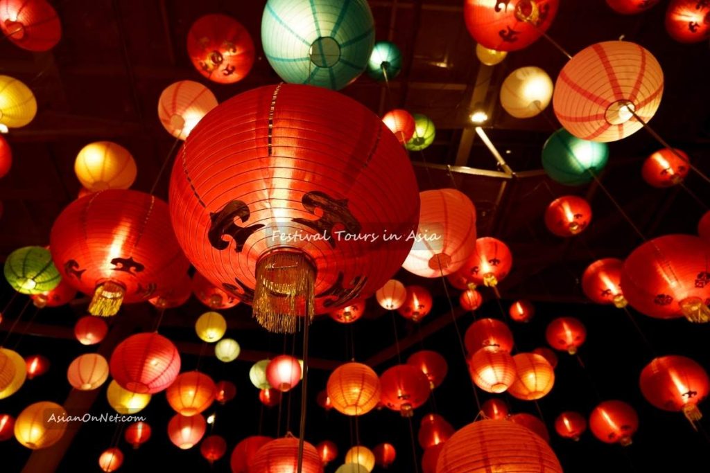 Festival tours in asia