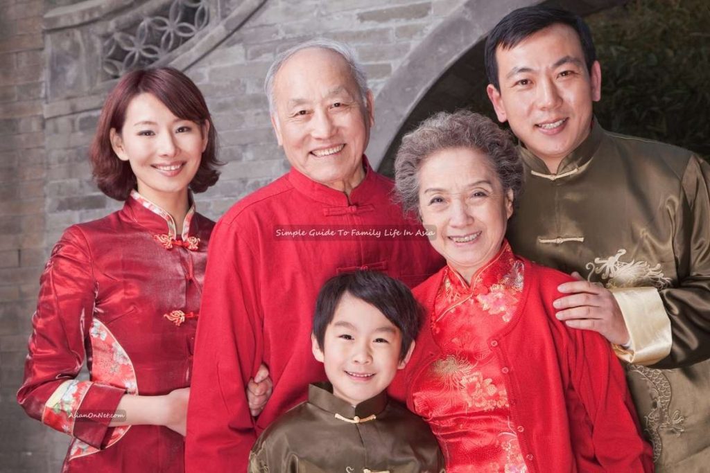 Simple Guide To Family Life In Asia